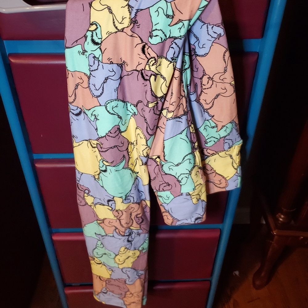 Lularoe Oogie Boogie Villain Leggings